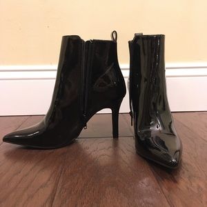 CLOSET CLOSING‼️ 🆕 3/$10 ✨ Forever 21 black boots